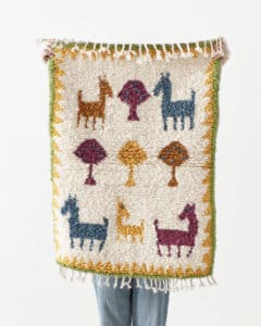 Tiny animal rug in joyful colours