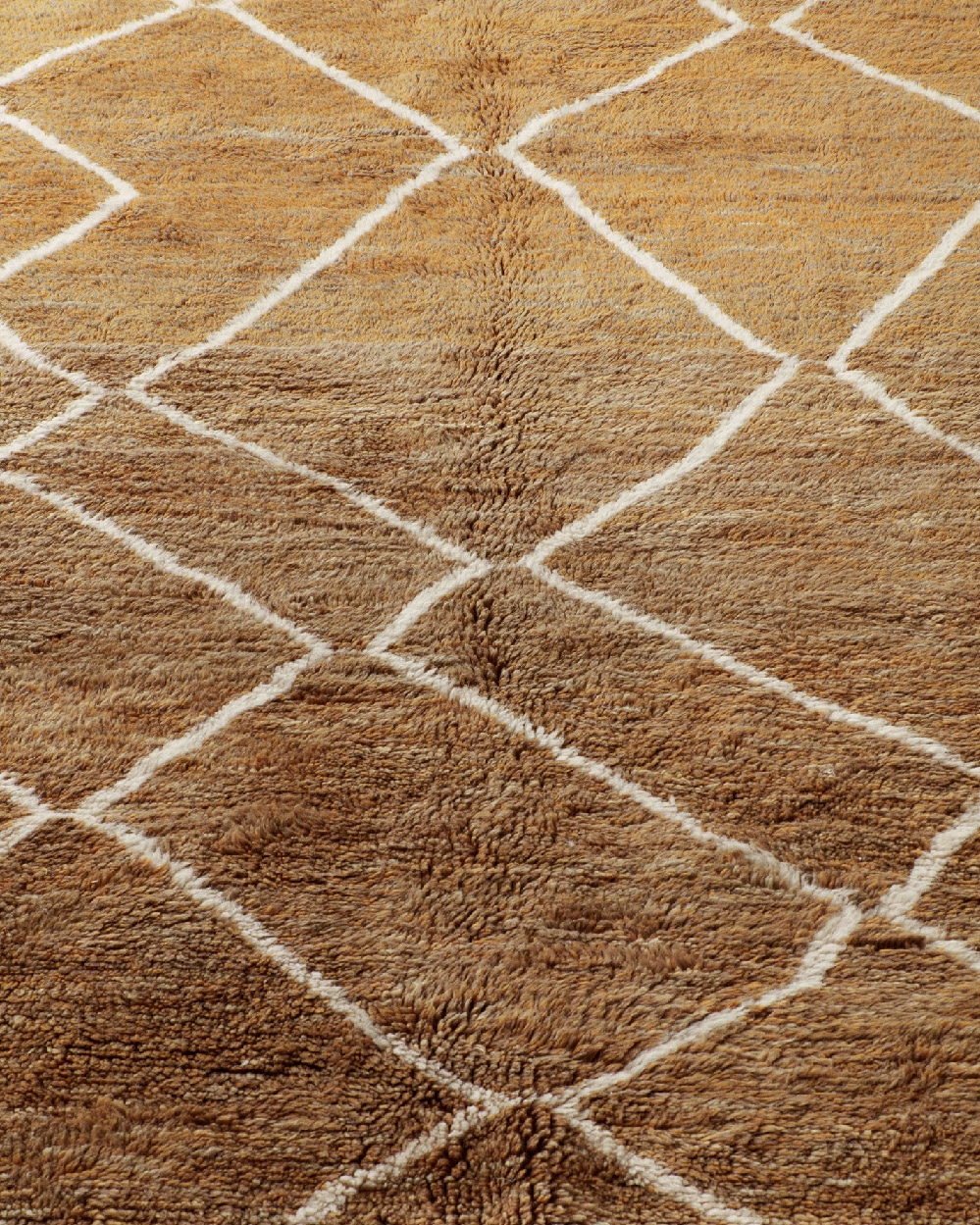 Mrirt rug in autumn tones, detail