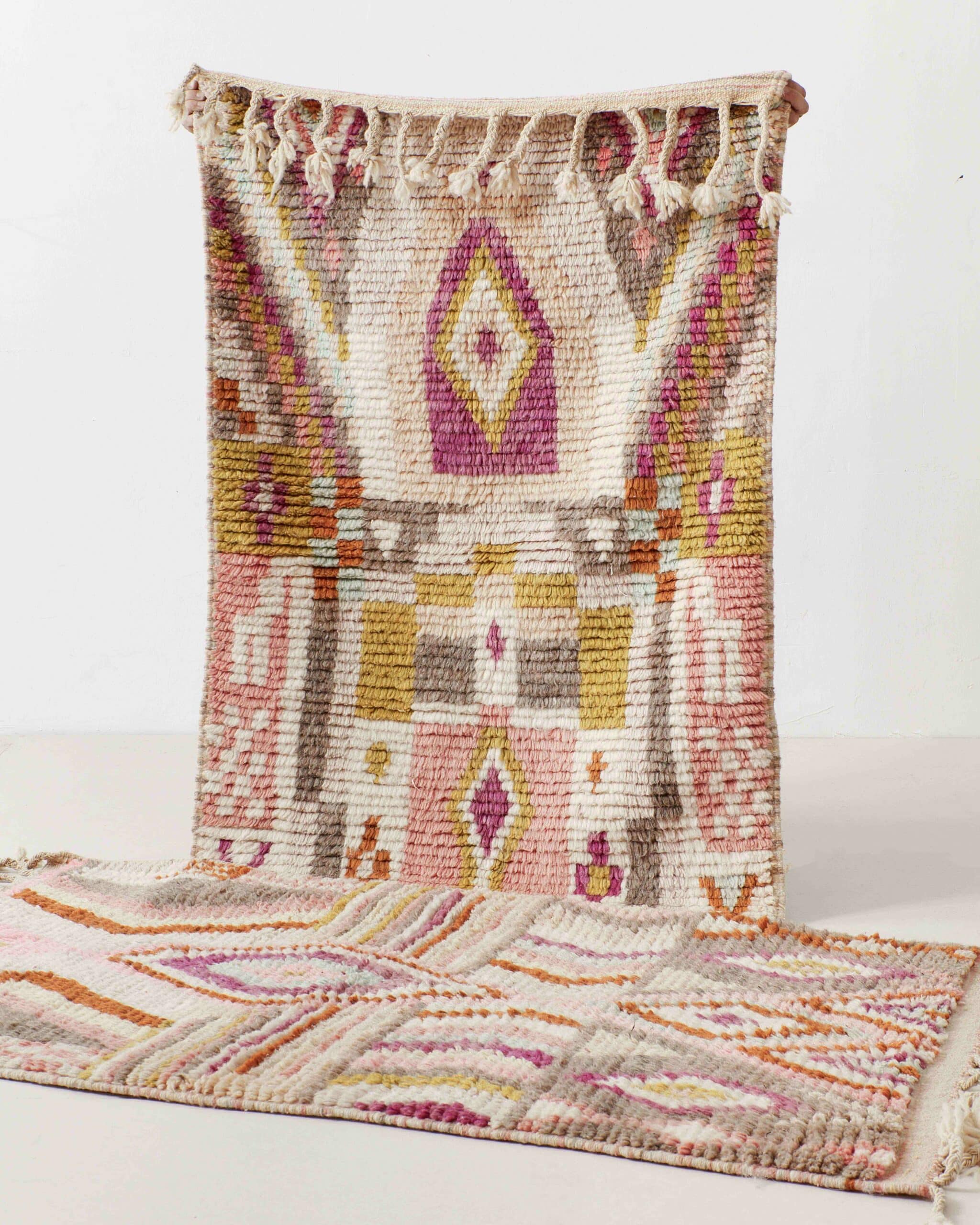Small-sized Boujaad rug with a gate shape, twins