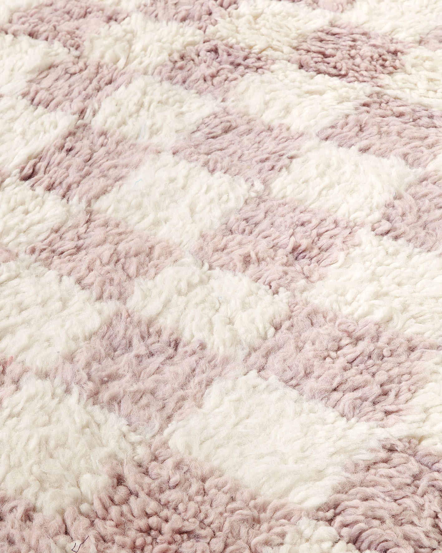 Pale purple checkered rug, detail